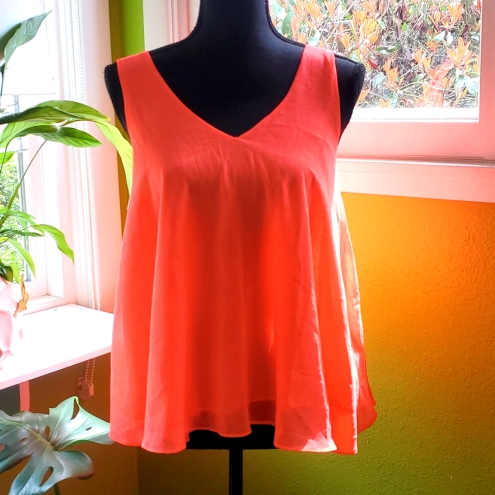 E (hanger) M | Neon Coral Top